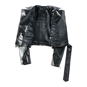 Nouveau stock Veste en cuir gaufré pour femme - Hiver Tricoté Respirant Léger Écologique avec texture détaillée et confort - Product Image 3