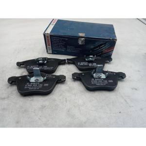 PASTIGLIE FRENO ANTERIORI VOLVO V70 2a Serie (00>07) 0986494158 Benzina - Product Image 1