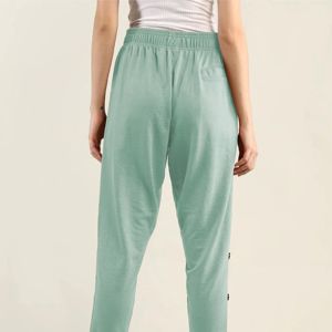 Nouvelle arrivée de pantalons de survêtement en coton/polyester pour femmes Style Streetwear avec logo uni Poches latérales avant plates Anti-statique OEM - Product Image 6