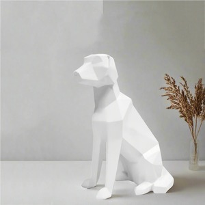 Statue de chien en métal blanc fabriqué à la main pour le style de table basse décorative et l'accent d'affichage intérieur de maison moderne - Product Image 5
