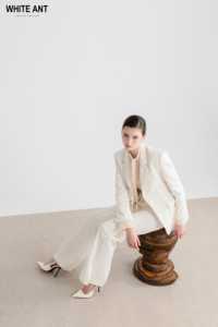 กางเกงลําลองสตรีแบรนด์แฟชั่นที่ยั่งยืนสินค้ายอดนิยมสีขาวกางเกง MARA ตรงบรรจุภัณฑ์ที่กําหนดเองผู้ค้าส่งที่ดีที่สุด - Product Image 6