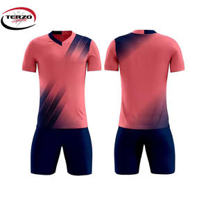 Conjunto de ropa de fútbol de secado rápido con logotipo personalizado, ropa deportiva de manga corta 5XL para hombres, mujeres y niños, camiseta de entrenamiento de equipo de fútbol - Product Image 2