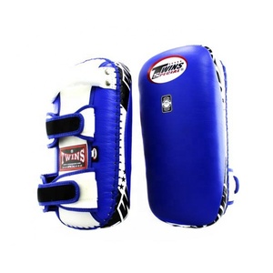 Customized Best Quality Kicking <b>Shield</b> <b>Kick</b> Pad Large Curved Focus Boxing Mma Training Arm Muay Thai Boxing Kicking <b>Shield</b> - Product Image 3