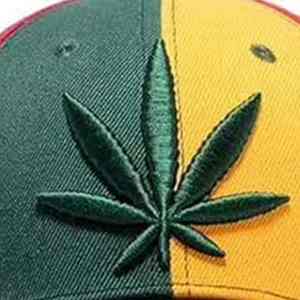 Casquette de golf confortable Flex Fit avec séchage rapide, respirante, structurée, personnalisable avec logo, casquette de baseball personnalisée, casquette de sport personnalisée - Product Image 2