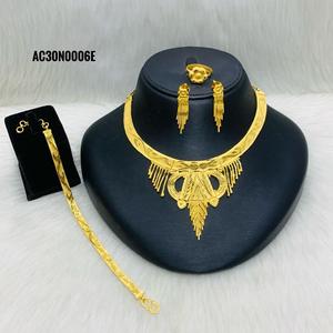 Elegante Collar chapado en oro conjunto último diseño de moda - Product Image 1