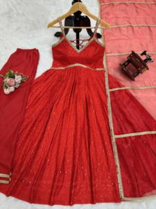 Hermoso vestido de fiesta-Parte inferior y Dupatta con Chikan Kari con trabajo de secuencia - Product Image 5