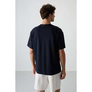 Camiseta Azul Marino 100% Algodón para Hombre, Corte Holgado con Textura Gruesa y Tela Jersey Estampada-88370 - Product Image 2