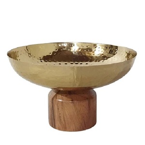 Bol en marbre chaud avec base de découpe martelée en aluminium plaqué or, service de créateur, look classique, luxe, service de fruits, bol indien - Product Image 3