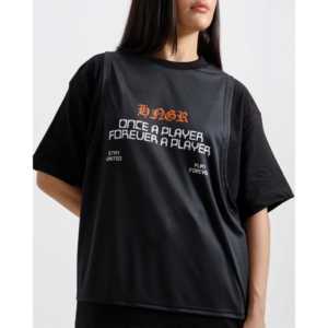 เสื้อยืดถักโพลีเอสเตอร์ 100% แขนกุด ทรงเข้ารูป ระบายอากาศได้ดี  แบบครอป  ผ้าตาข่าย  ดีไซน์โลโก้แบบเรียบ  ย้อมสีแบบ Garment Dyed - Product Image 4