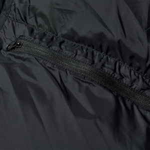 Blouson matelassé léger avec cagoule intégrale, résistant à l'eau, fermeture éclair, personnalisation de la marque, vêtements d'hiver pour hommes, OEM - Product Image 4