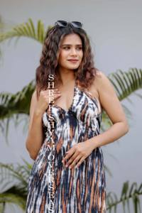 Vestido de tendencia de verano para mujer Rayón Tie Dye Largo sin espalda Spaghetti V Neck Maxi Dress - Product Image 4