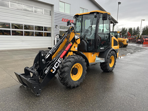 Chargeuse sur pneus agricole JCB 407 Prix avantageux - Product Image 1