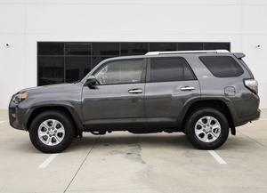 2018 para 4Runner SR5 4x2 4dr SUV, Volante a la Izquierda, Automático - Product Image 4