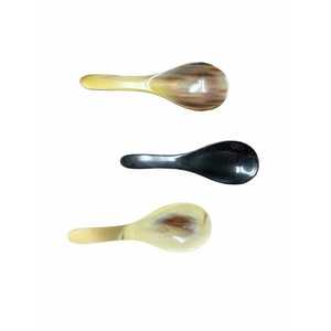 ช้อนทำจากเขาควายคุณภาพสูงจากอินเดีย ทำด้วยมือ เป็นมิตรกับสิ่งแวดล้อม ด้ามยาว ดีไซน์ใหม่ ขนาดปรับแต่งได้ สำหรับใช้กับชาและอาหาร - Product Image 1