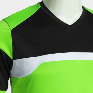 Uniforme de Fútbol Personalizado con Logotipo, Precio Ajustable, Crea Tu Propia Idea, Estilo de Moda, Nombre y Número del Equipo - Product Image 6