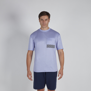 T-shirt en jersey uni à col rond de haute qualité fabriqué en Italie, 100% coton anti-boulochage, manches courtes, couleur lilas - Product Image 2