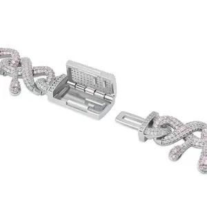 Collar de Moda Hip Hop con Baño de Oro, Diseño de Labios Grandes con Zirconia Cúbica, Cadena Cubana de 22mm, Estilo Vanguardista - Product Image 5