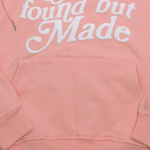 . Sweat à capuche léger pour femmes avec capuche à cordon et poche kangourou idéal pour superposer dans un endroit plus frais - Product Image 1