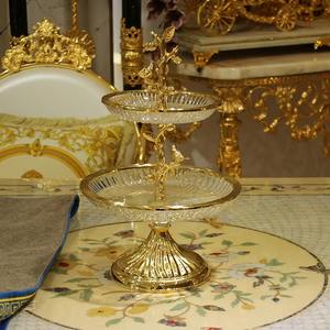 Plateau de service à 3 couches de style Gulf Plateau à noix et fruits en verre plaqué or et en alliage pour la décoration intérieure - Product Image 3