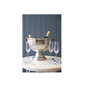 Cuenco de vino y champán de cabeza de ciervo grande decorativo y útil hecho de aluminio niquelado - Product Image 3