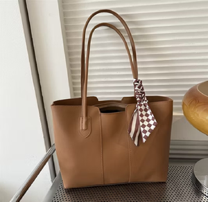 Nautical red and <b>white</b> striped canvas bag with rope handles. Available at wholesale prices. - Product Image 4