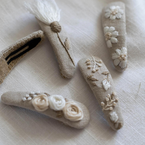 กิ๊บติดผมปักลายสำหรับเด็กผู้หญิงกิ๊บติดผมวินเทจเครื่องประดับผมแบบปักลายดอกไม้หรูหราของขวัญผลิตในเวียดนาม - Product Image 5