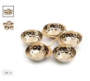 Bol en métal doré fait à la main Pièce maîtresse élégante Accent de maison de luxe Présentoir de table parfait pour manger ou vivre - Product Image 4