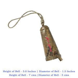 Campana colgante de Metal rústico hecha a mano con badajo de madera, decoración de granja Vintage, campanas de Bhuj indio para decoraciones navideñas - Product Image 3