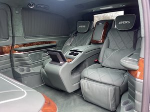 Mercedes-Benz Vito 116 EXTRA LONG MPV Bus de Pasajeros Usado, Mejor Valorado 2016-2020, con 9-12 Asientos de Cuero, Automático, LHD/RHD, Listo para Exportación - Product Image 4