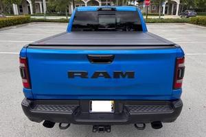 RAM 1500 TRX 2024 extrêmement propre, 702 ch, V8 suralimenté, 4 roues motrices, prêt à être livré - Product Image 6