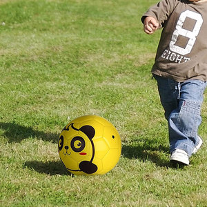โรงงานผลิตลูกฟุตบอลฝึกซ้อมคุณภาพสูงจากพีวีซี ผลิตโดยตรงจากโรงงาน รับผลิตตามแบบที่ต้องการ พร้อมบริการเย็บด้วยเครื่องจักร - Product Image 5