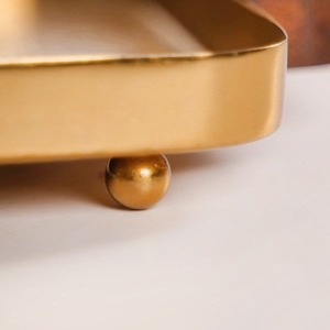 Bandeja DE SERVICIO DE Metal de lujo moderna personalizada Bandeja decorativa multifuncional para boda Ramadán Varios colores Técnicas artesanales - Product Image 6