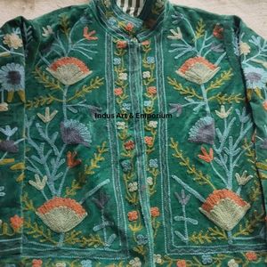 Veste en coton indien Suzani fait à la main Veste courte brodée à la main Manteau unisexe Veste courte Suzani faite à la main - Product Image 3