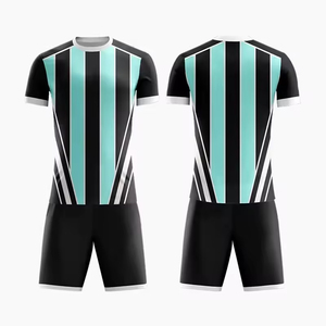 Uniforme de Fútbol para Equipos, Venta al Por Mayor, Hecho en Pakistán, Unisex, Manga Corta, 100% Poliéster - Product Image 1