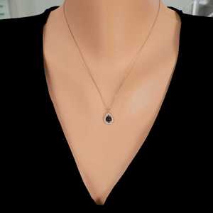 Collar de Plata de Ley 925 con Colgante de Gota de Agua en Oro Rosa y Piedra de Ónix Redonda con Bisel de Cristal para Uso Diario - Product Image 1