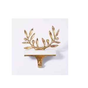 Oh Deer Porte-bas en forme de bois de cerf d'or et de rose Produit Tête de renne Porte-bas de Noël Ils ont le look - Product Image 5