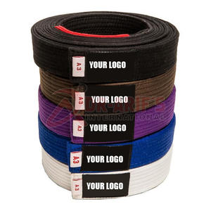 Cinturones de Karate unisex de alta calidad para entrenamiento de artes marciales y clasificación hechos de material de poliéster o algodón - Product Image 1