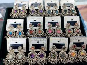 Dernières boucles d'oreilles traditionnelles de style ethnique indien vintage Boucles d'oreilles longues en diamant - Product Image 2