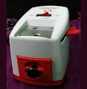 Distruttore di Aghi Elettrico per Uso Intensivo, Unità di Smaltimento Aghi per Ospedali e Laboratori con Corpo in Plastica ABS ad Alta Precisione - Product Image 3