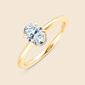 Anillo Ovalado Blooming Daffodil para Uso Diario y Apilable, con 1 Diamante Cultivado en Laboratorio de Corte Ovalado de 0.3 Quilates F-VS en Oro Sólido de 14K - Product Image 1