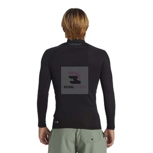 เสื้อรัดรูปป้องกันแสงแดดแบบยูนิเซ็กซ์ ปี 2025 คุณภาพสูง ระบายอากาศได้ดี ผลิตจากโพลีเอสเตอร์/คอตตอน สำหรับกีฬาทางน้ำ - Product Image 6