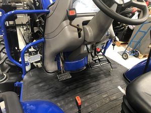 Tracteur à chenilles Lovols 504 haute performance, 70 CV, 4 roues motrices, transmission par engrenages, haute productivité, garantie de 2 ans, à vendre - Product Image 6