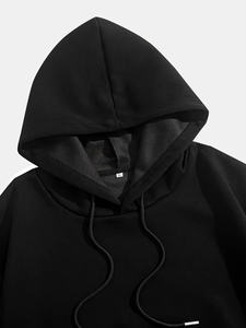 Vente à chaud Survêtement pour homme de qualité supérieure avec logo personnalisé respirant coupe ajustée attrayant design uni pour la saison hivernale - Product Image 4