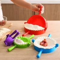 Ensemble de 4 outils de presse à raviolis manuels multifonctionnels en plastique pour la cuisine à domicile, moule à pâte à pâtes, machine à faire des pâtes, durable et écologique