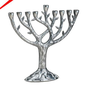 2025 Nuevo estilo Menorah Jewish 9 Branch Portavelas Acabado en plata - Product Image 1