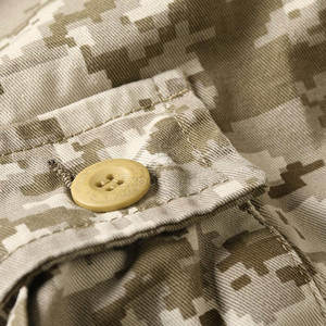 Pantalones Cortos Cargo de Tela Suave con Costuras Seguras y Función Utilitaria, Hechos en Pakistán - Product Image 3