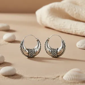 Boucles d'oreilles créoles croissant en argent 925, style vintage, unisexe, pour usage quotidien, bijoux raffinés - Product Image 1