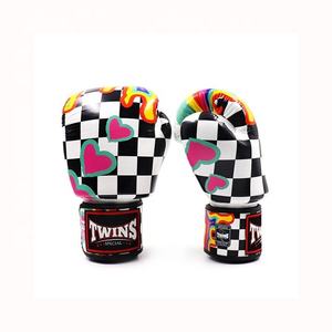 Guantes de Boxeo Twins de Piel Auténtica Personalizados de Alta Calidad para Entrenamiento de Kickboxing, Guantes de Boxeo Twins para Sparring Totalmente Impresos - Product Image 5