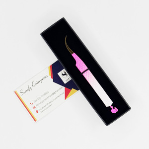 Pince à cils en acier inoxydable de marque privée avec embouts incurvés pointus pour les applications de beauté comme la greffe d'extension de cils - Product Image 3