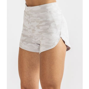 Vente en gros Logo personnalisé Shorts d'été en nylon Femmes Gym Sports Ladies Yoga Wear Active Biker Shorts - Product Image 1